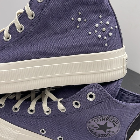 Converse WMNS А12513С CTAS LIFT HI
LAVENDER ASH/EGRET/BLACK Platforms Sneakers - Picture 15 of 16